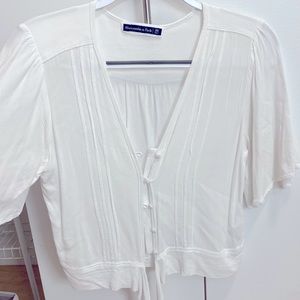 Abercrombie & Fitch woman’s blouse!